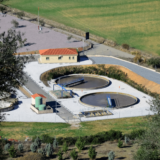 Understanding How Coagulants and Flocculants Improve Water Quality